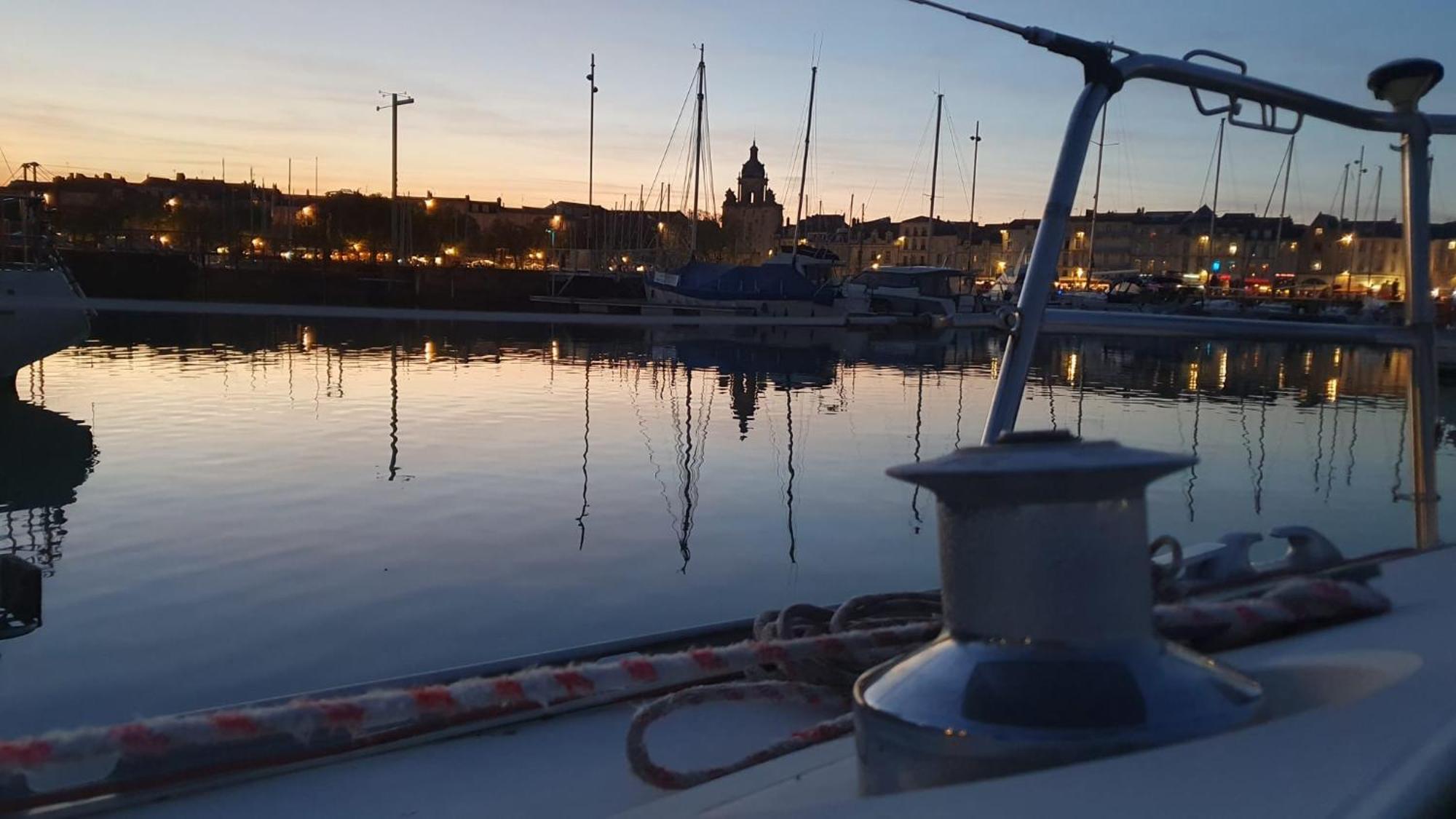 Coriandre 2 - Dormir Sur Un Grand Voilier 9 Personnes By Nuits Au Port ラ・ロシェル エクステリア 写真